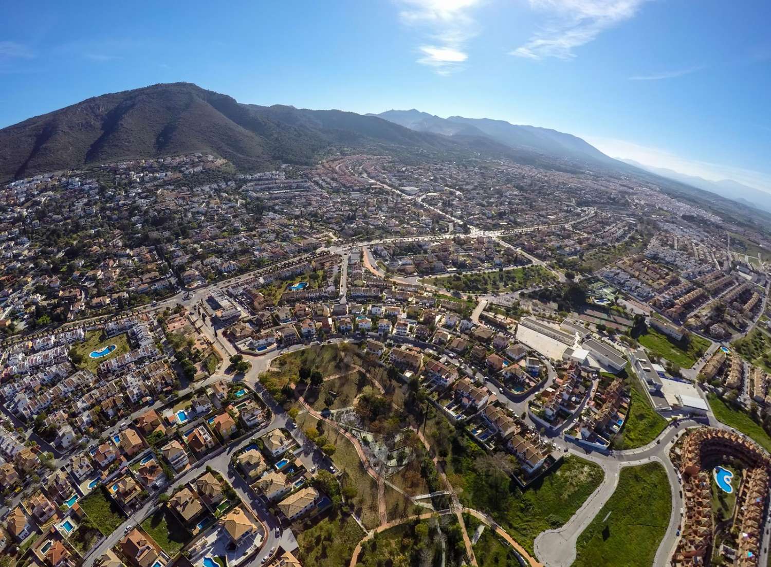PARCELA URBANA EN VENTA – PINOS DE ALHAURÍN