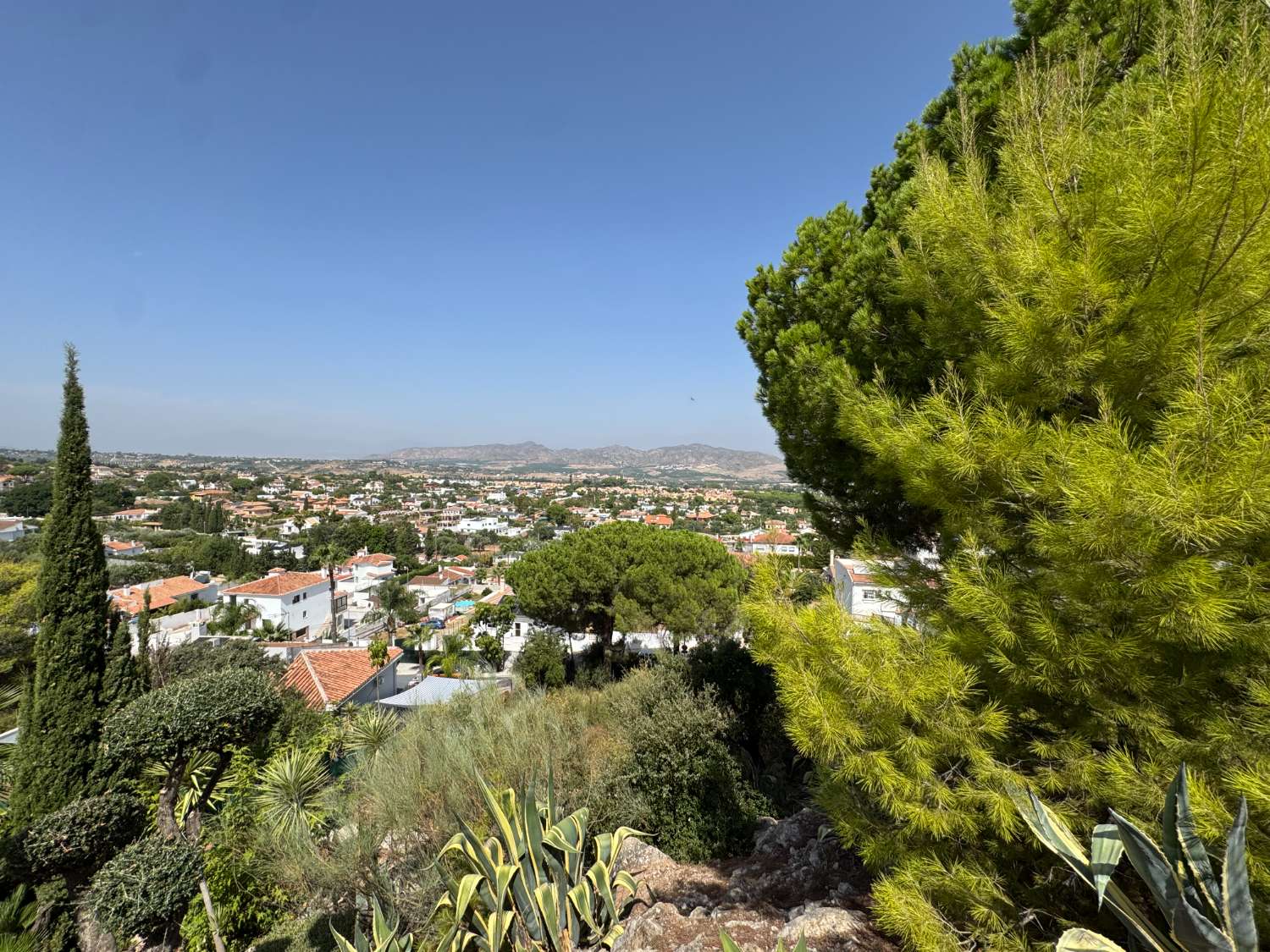 PARCELA URBANA EN VENTA – PINOS DE ALHAURÍN
