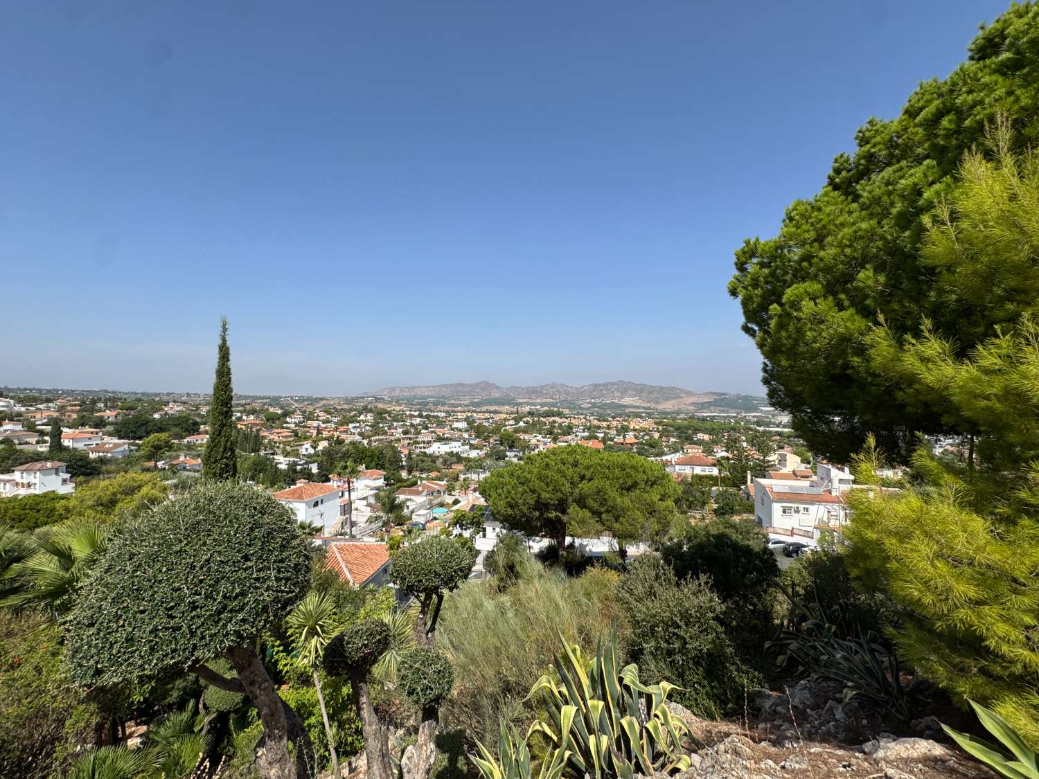 PARCELA URBANA EN VENTA – PINOS DE ALHAURÍN