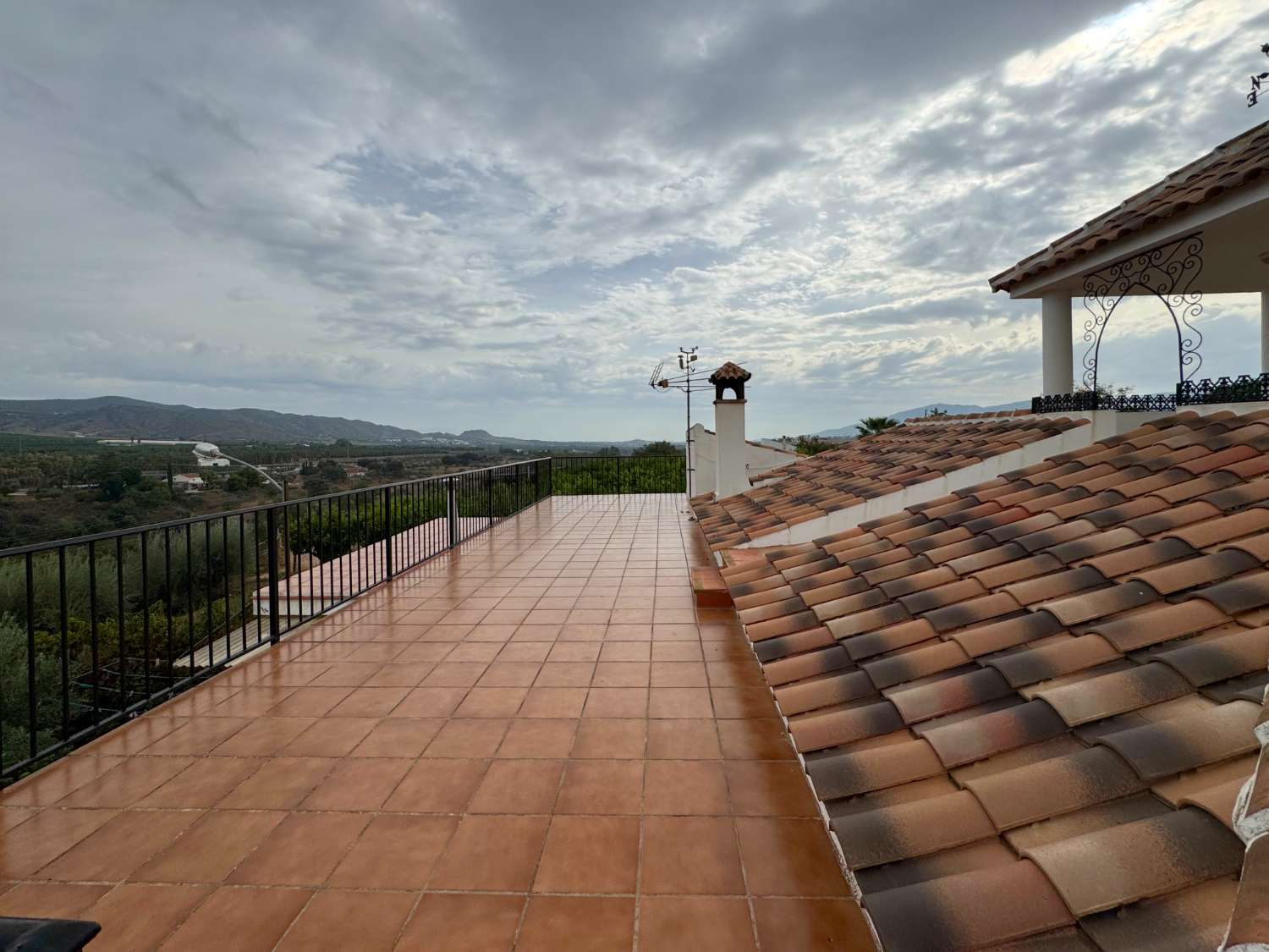 Casa de campo independiente escritura y con pozo propio legalizado