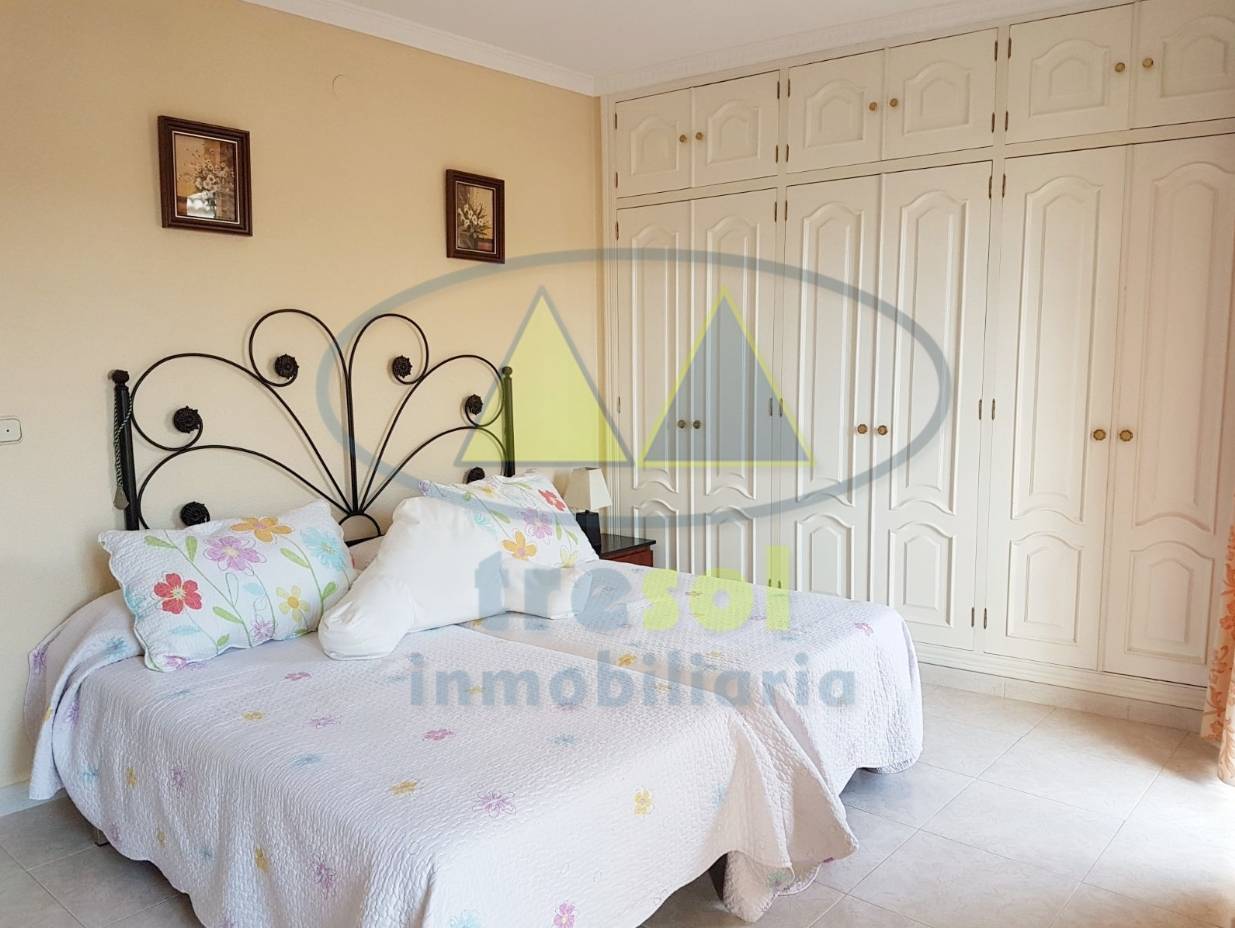 Дуплекс в продаже в Alhaurín de la Torre