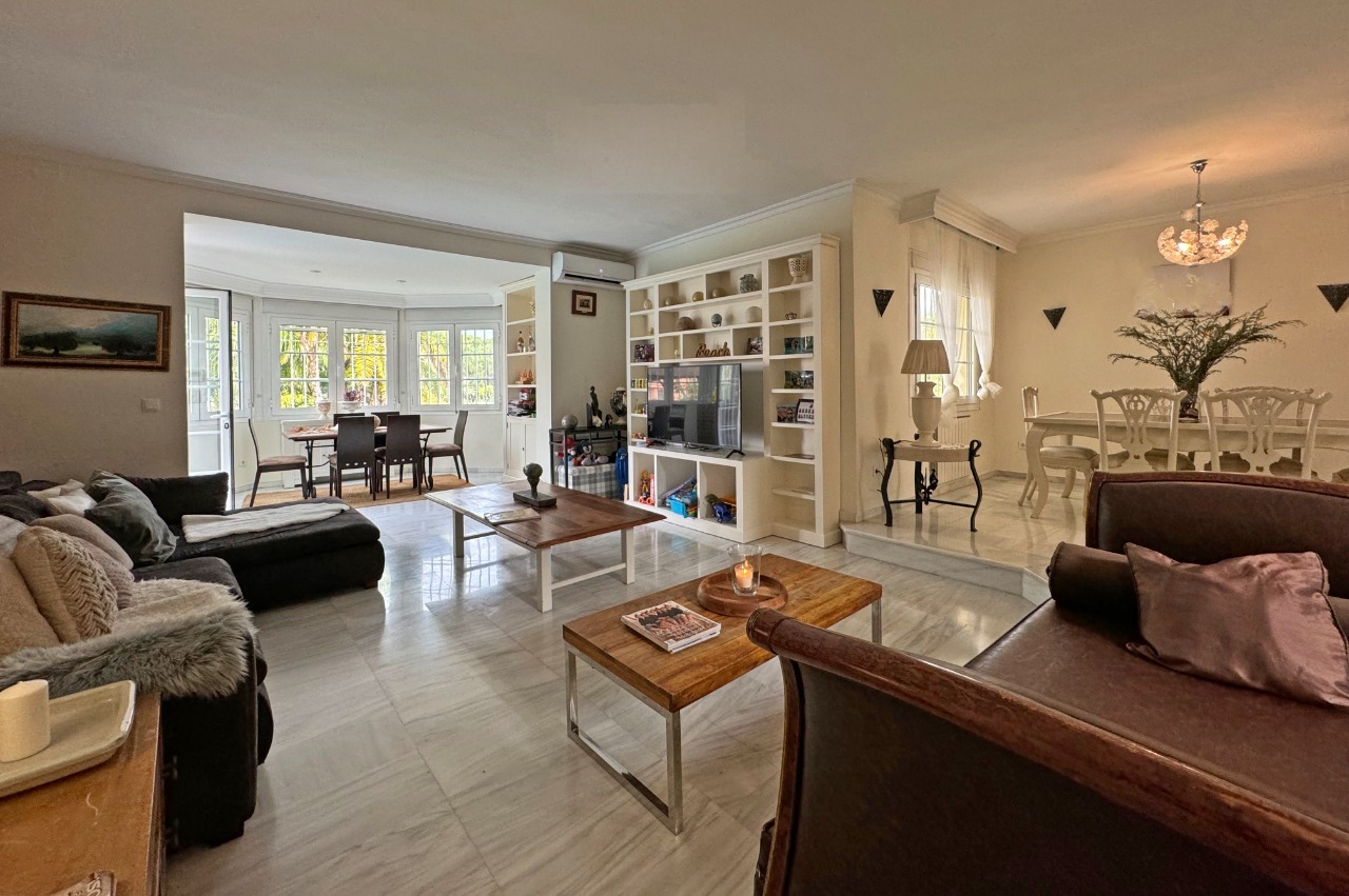 Rodinný dům v prodeji in Alhaurín de la Torre